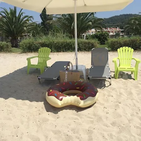 Trois Rivieres Luxurious Seaside / Sithonia Дом отдыха *